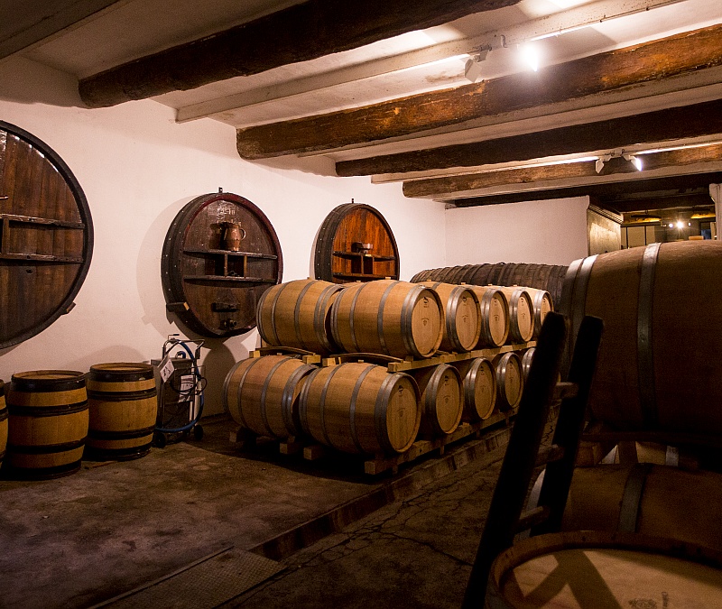 Fasskeller domaine l'ermitage d'Auzan Fasskeller domaine l'ermitage d'Auzan